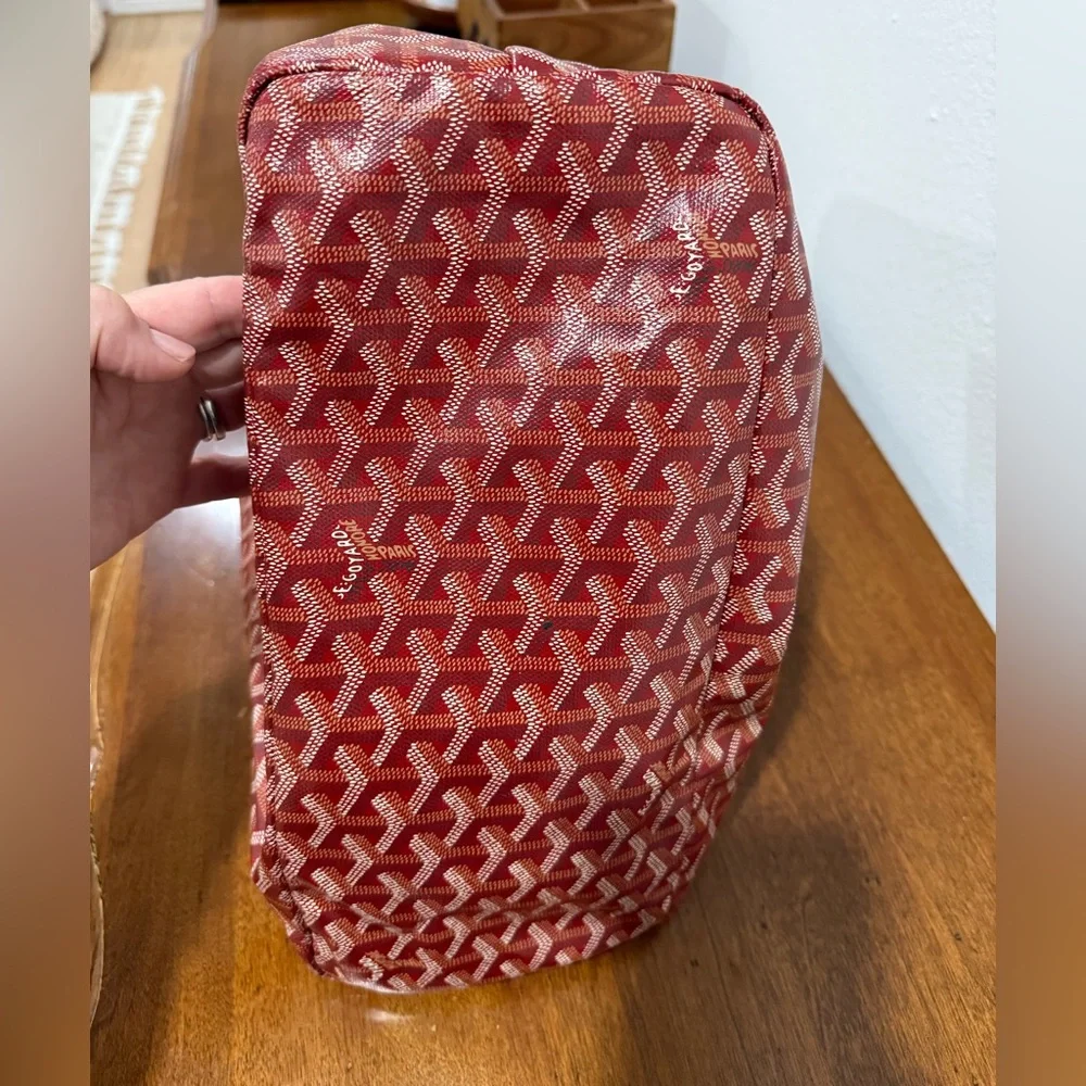 Goyard Red Chevron Tote Bag - Picture 5 of 7